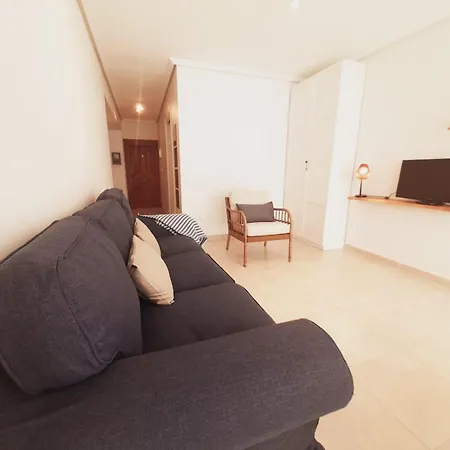 Coqueto Apartamento Con Parking Laredo Exterior foto