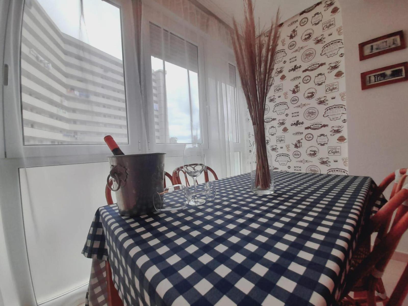 Coqueto Con Parking Apartment Laredo